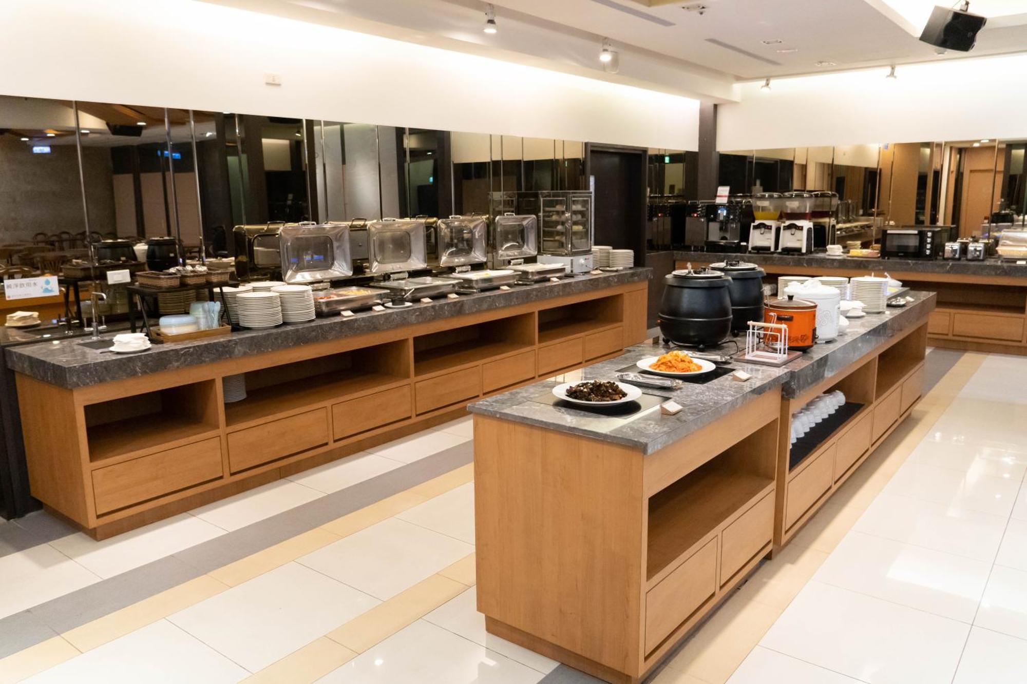Green Hotel - Tea Way Tajcshung Kültér fotó